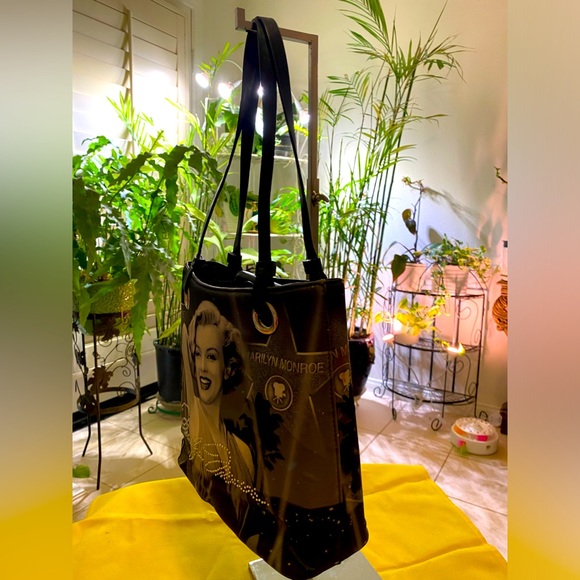 MARILYN MONROE PURSE NWOT - Picture 5 of 7